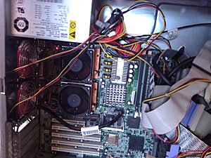 TKA: IBM xSeries 225 Type 8647 2x 2.8ghz XEON 4GB-wp_000101-2-jpg