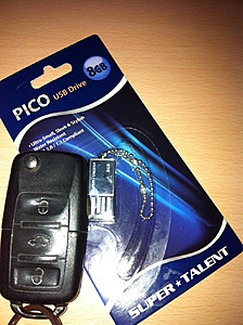 Intel Gigabit ET Dual Port Server Adapter / Pico 8 GB USB sticks-foto-jpg