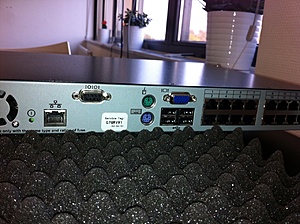 Dell PowerEdge 2161DS-2 KVM-over-IP met 16x USB SIPs-foto-4-jpg