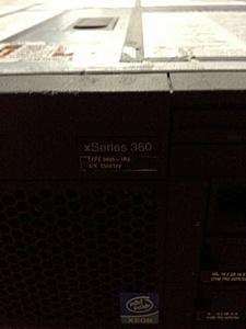 2x IBM xSeries, 1x Sun StorEDGE A1000 en 12x 1U chassis-img_0918-800-jpg