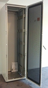 4 x Rittal DK 7820.700 - 42 HE (prijs per kast)-imag1299-jpg