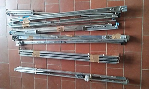 TK: 3 servers, crt monitor, paar rails. Af te halen, 0&euro;-2012-05-02-10-57-11-jpg