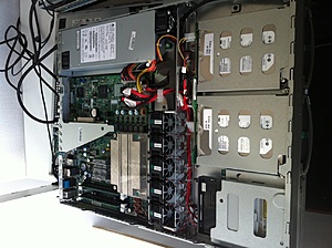 TK Fujitsu Siemens server RX100 S5 - 200 euro-rx100-jpeg