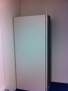 [TK] Compaq Server Kast T.E.A.B-fotosk2-jpg