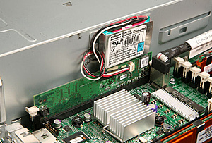 [TKA] 10x IBM System X3650 (2U, 2x X5450, 12GB, 3x 73GB)-ibm-serveraid-8k-jpg