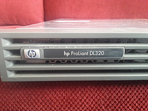 1U HP ProLiant DL320 aangboden-20130331_154115-jpg