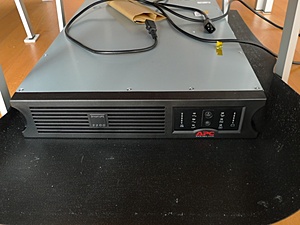 [TK] APC Smart-UPS 5000 (2x) &amp; APC Smart-UPS 2200-p1240571-jpeg