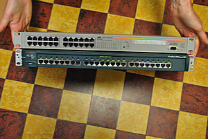 43 supermicro servers - 2 switchen - 4 APC - 2 STS - Kabels - ...-dsc_0063-jpg