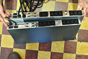 43 supermicro servers - 2 switchen - 4 APC - 2 STS - Kabels - ...-dsc_0062-jpg