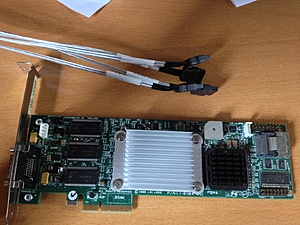 kleine opruiming, raid controllers e.d.-foto-2-jpg