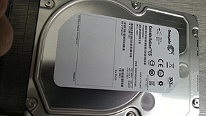 TK: 4x Seagate 2 TB disks, SAS2.0, 7200 RPM-2013-10-08-11-07-57-jpg