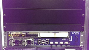 [TK] Juniper MX-80 Router-1399838996531-jpg