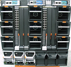 Dell m1000e + 12 x M610 + 4 x M600 aangeboden-m1000erear-jpg