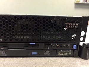 IBM X-series 346 2x xeon 3GHZ-ibm-x-series-346-2x-xeon-3ghz-02-jpg