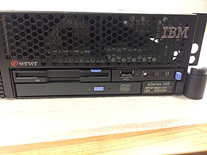 IBM X-series 346 2x xeon 3GHZ, 5GB, 366,4GB 15ksas-ibm-x-series-346-2x-xeon-3ghz-5gb-366-4gb-15ksas-02-jpg