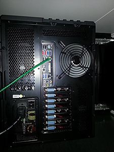 Desktop Carbide Chassis inclusief 4x ASUS R9-290X GPU met 1500W PSU - v.a 1000 EUR-20140113_233942-jpg