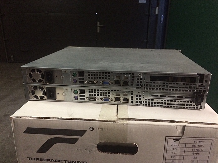 TK - 2x SuperMicro SOS210 / 16GB / 40GB SSD / 12-core Opteron 6174-img_3688-jpg