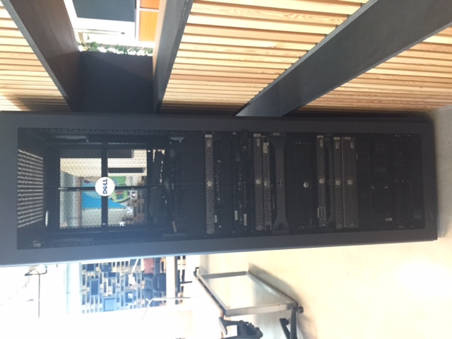 [TKA] Dell 42U Server kast / Patch kast / Rack met zijpanelen-img_5086-jpg