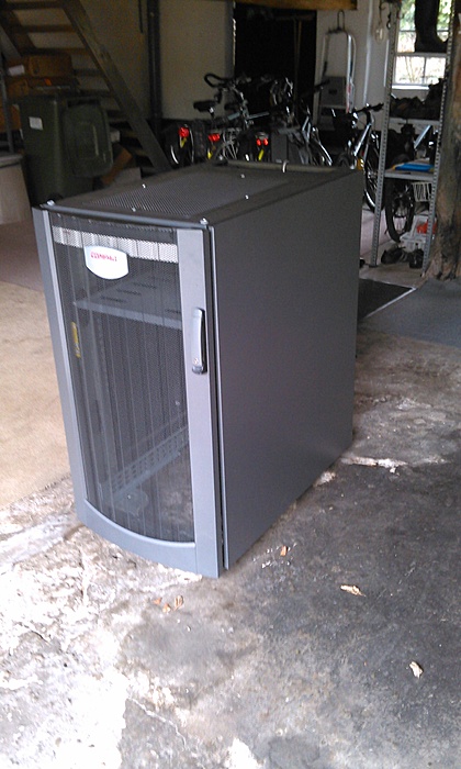 [TK] Compaq 22U Rack-wp_20150321_002-jpg