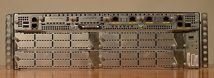 Cisco 3845 Integrated Services Router-dsc_0172-jpg