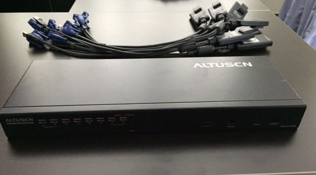 [TK] Altusen 8 port KVM over the net inclusief dongles-fullsizerender-jpg