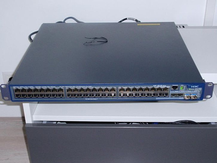 [TK] HP 5120-48G-PoE EI 2-slot Switch (JE071A)-hp5120-1-jpg