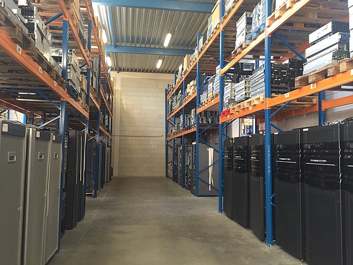 TK Dell PowerEdge servers, storage en Equallogic units-img_8175-jpg