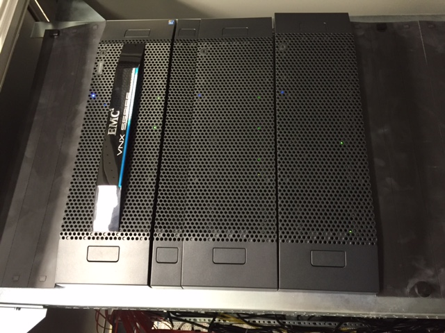 EMC VNX5300 incl 2 FX switches-vnx5300-jpg