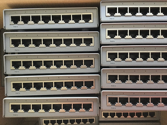 30 x Cisco SG 200-8 Managed Gigabit switch (fanless, desktop, 802.3af PD)-full-jpg