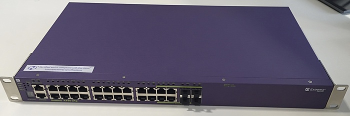 [TK] Extreme Networks Summit X440-24p Layer 3 Switch-front-jpg