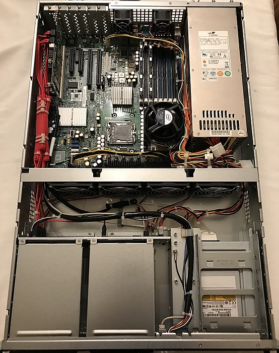 [TK] Partij 9 HPS Industrial 19" rack servers 42cores, 172GB &amp; 32TB-jnet-top-jpg