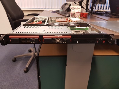 TK 1U Supermicro 8GB Core2Quad/HW Raid-20180112_162618-jpg