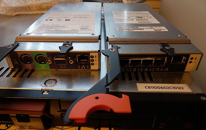 IBM BladeCenter Bladeserver Bladeservers inclusief 14 servers HS20 voor weinig-02-p7040012-jpg