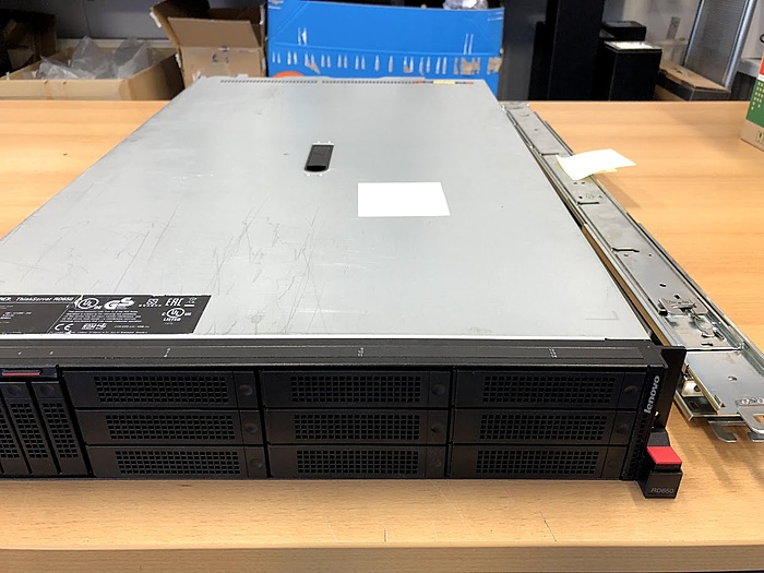 Lenovo thinkserver rd650 intel xeon e5-2630v3 32gb ram 0018ea (70d4)-img_4004-jpg