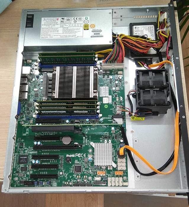 TKA: Supermicro E5-2620v3/48GB/X10SRL-F server-2682379a-jpg