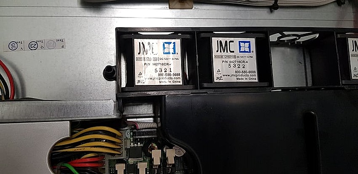 Gezocht (met spoed) 2x JMC fan tbv Supermicro 1U-20181113_205345-jpg