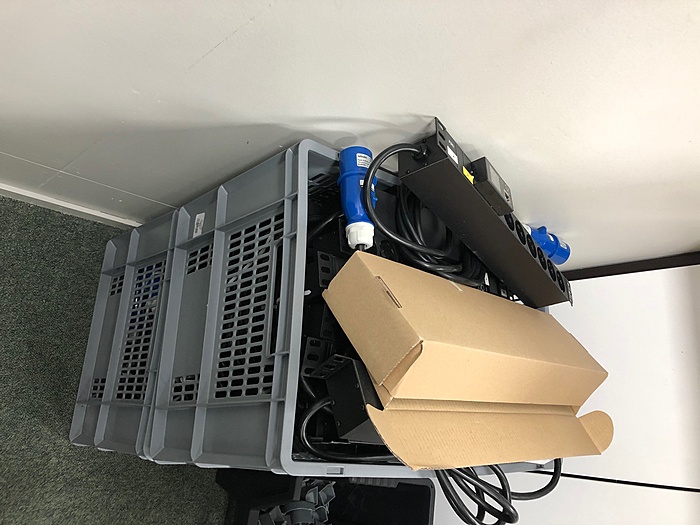 [TK] Metered PDU's-pdu2-jpg
