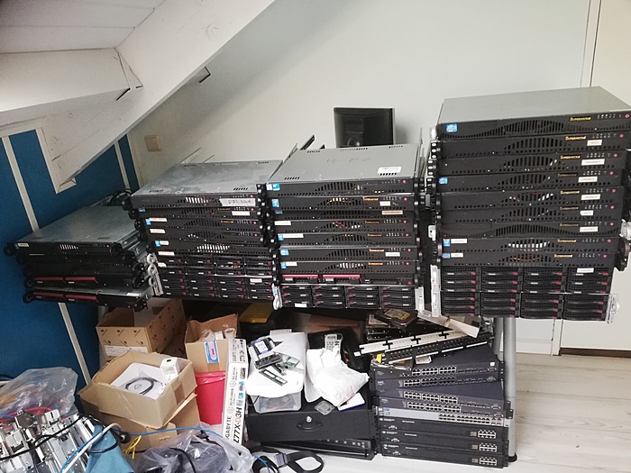 34 SuperMicro servers en randapparatuur-img_20200123_153916_resized_20200123_033949317-jpg