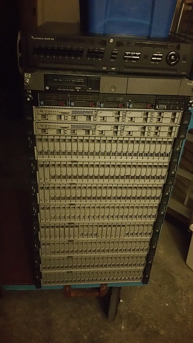 [TKA] 8x Cisco UCS C240M3 servers (2U / 24x SFF / 2x Xeon E5 v2)-cisco-ucs-c240m3-front-20200829_014433_resize-jpg