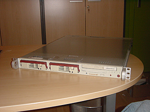 TK: 2 stuks 1U Dual Xeon Supermicro servers-1-jpg