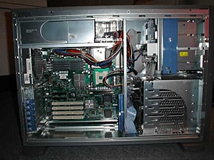 [TK] NIEUW: HP Proliant ML350 G4, Intel&reg; Xeon&trade; Processor 3.00-dsc01494-jpg