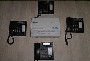 [TK] Panasonic TD612 ISDN Centrale + Uitbreidingskaart + Systeem-toestellen-isdn-set-geheel-jpg