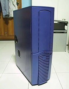 [TK] Server Intel Dual Xeon 2.4, 1 GB ECC, 200 GB SCSI-intel-dual-xeon-jpg