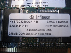 [TK]: Infineon 256 Mb DDR ECC REG (4 stuks)-img_0500-jpg
