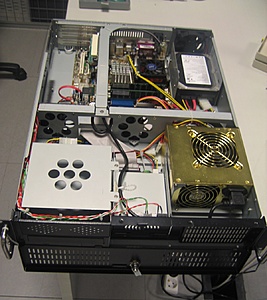 2u Server P4, SATA, 1GB-foto7-jpg