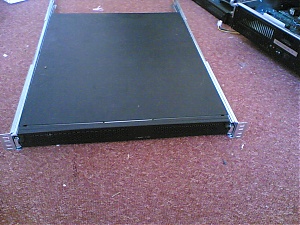 Diverse servers en cisco 2900 XL en sliderails-afb-57-jpg