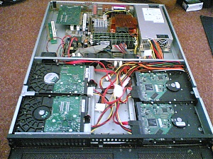 Diverse servers en cisco 2900 XL en sliderails-afb-59-jpg