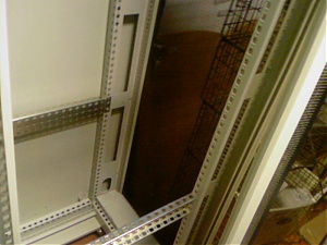 [TK] Compaq 46U rack / 42U Rack voor &euro;100!-photo-0215-jpg