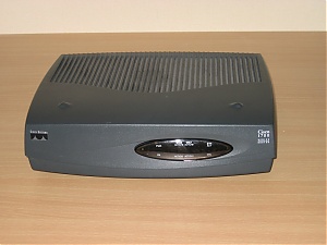 [TK] Cisco 1700 Series routers-1720-front-jpg