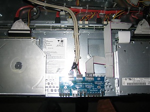 [TK] 1u P4 3.0 Server 4x512mb 2x300GB-youri-040-jpg
